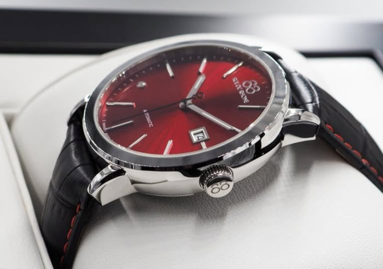 88 Rue du Rhone Automatisk Ur – Limited Edition Rød Skive (Full Set)